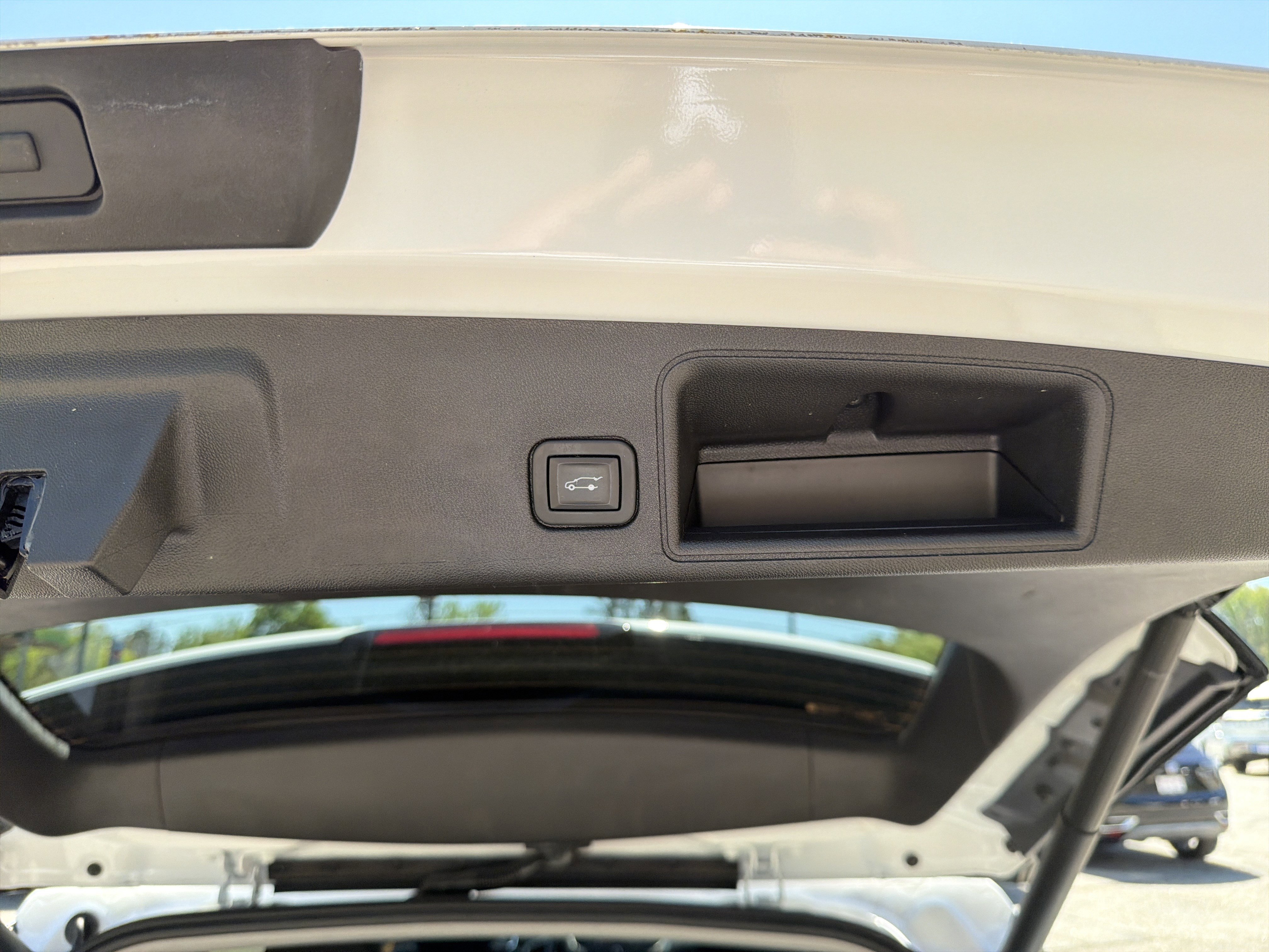 Used 2020 GMC Terrain SLE w/ Driver Convenience Package image 21