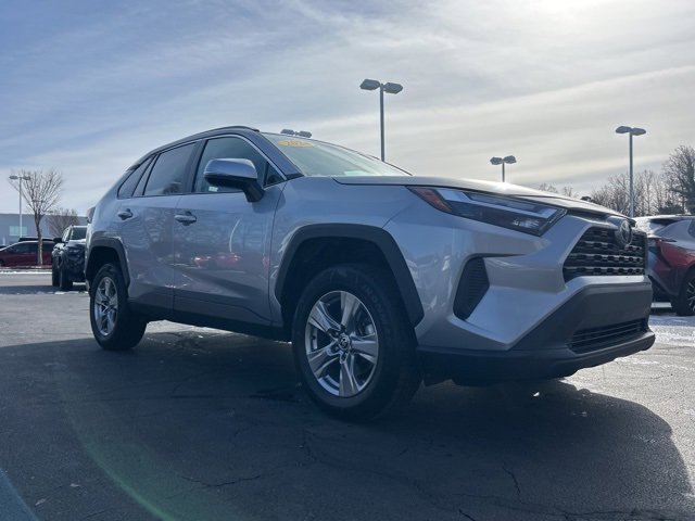 Used 2024 Toyota RAV4 XLE image 16