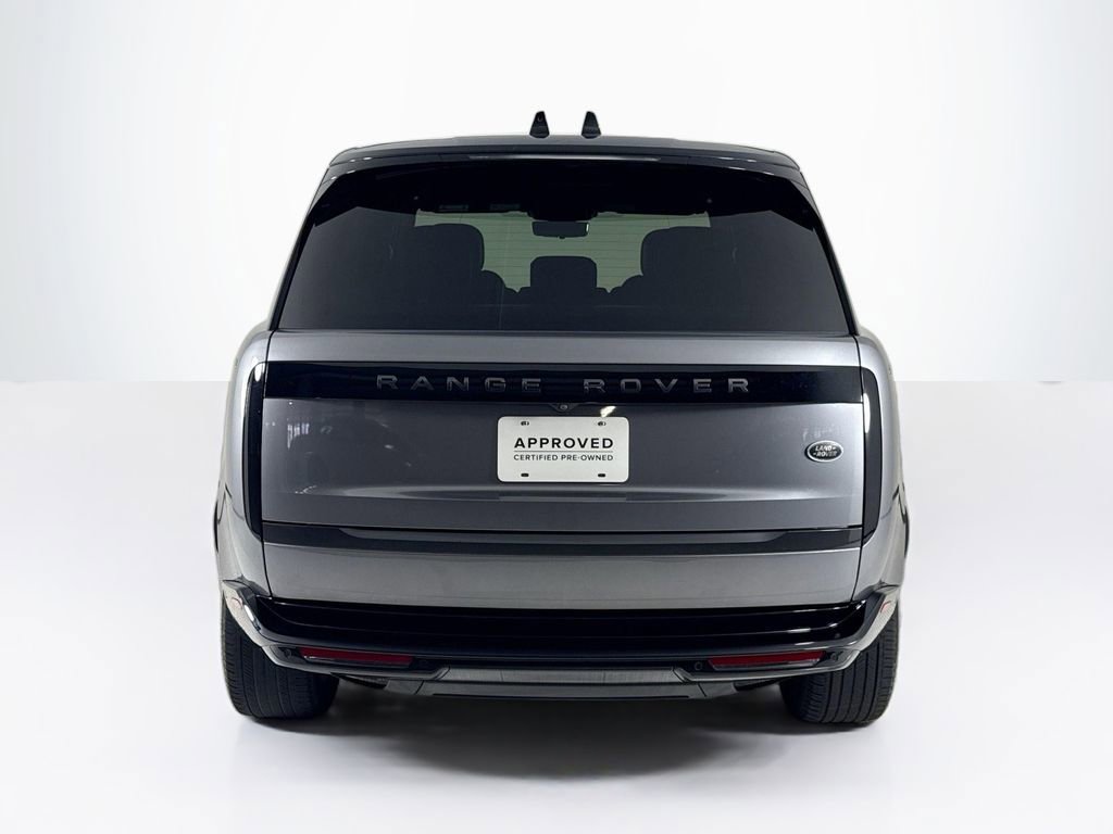 Used 2023 Land Rover Range Rover SE image 4
