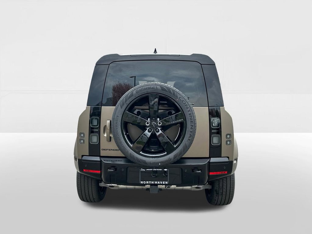 New 2026 Land Rover Defender 110 X-Dynamic SE image 3