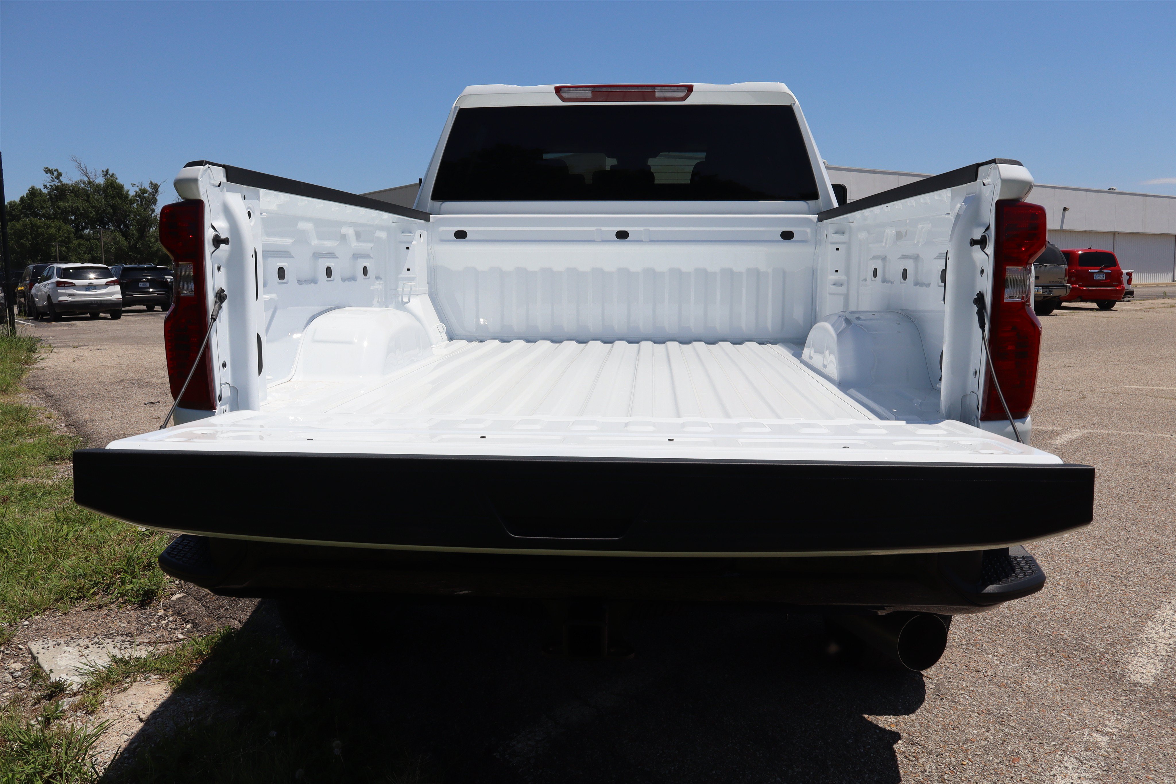 New 2026 Chevrolet Silverado 2500 Custom w/ Custom Value Package AWD/4WD image 9