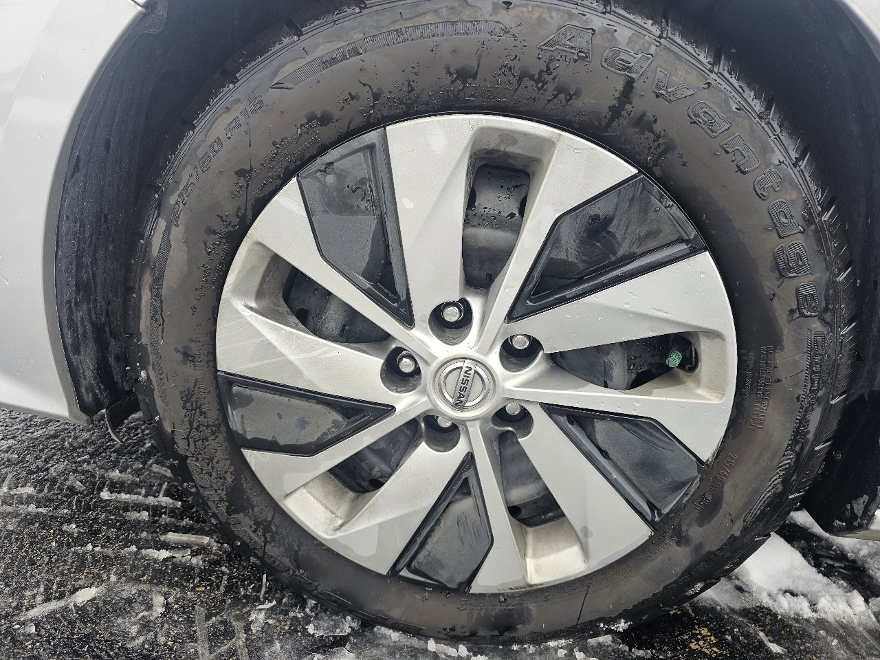 Used 2021 Nissan Altima 2.5 S w/ Driver Assist Package image 9