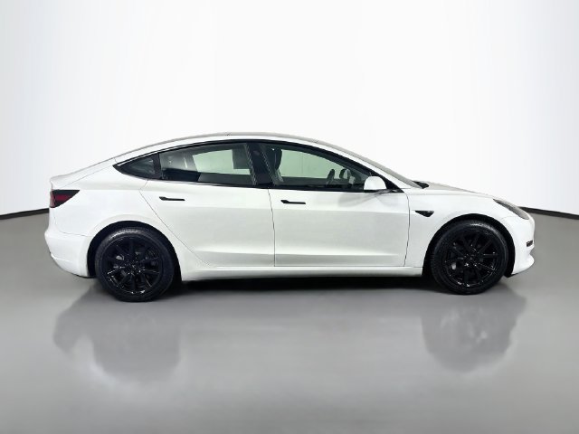 Used 2023 Tesla Model 3 Standard Range RWD image 8