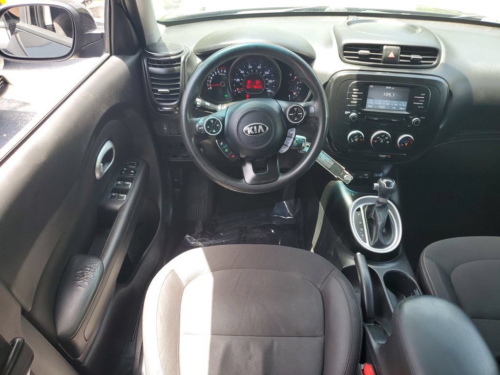 Used 2017 Kia Soul w/ Convenience Package FWD image 15