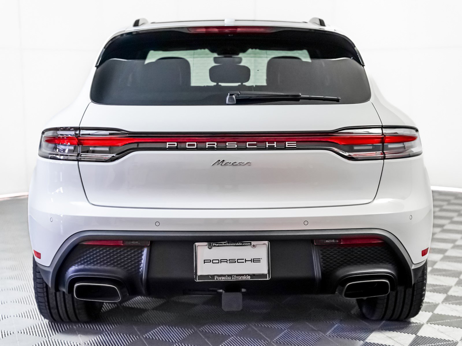 New 2026 Porsche Macan image 11