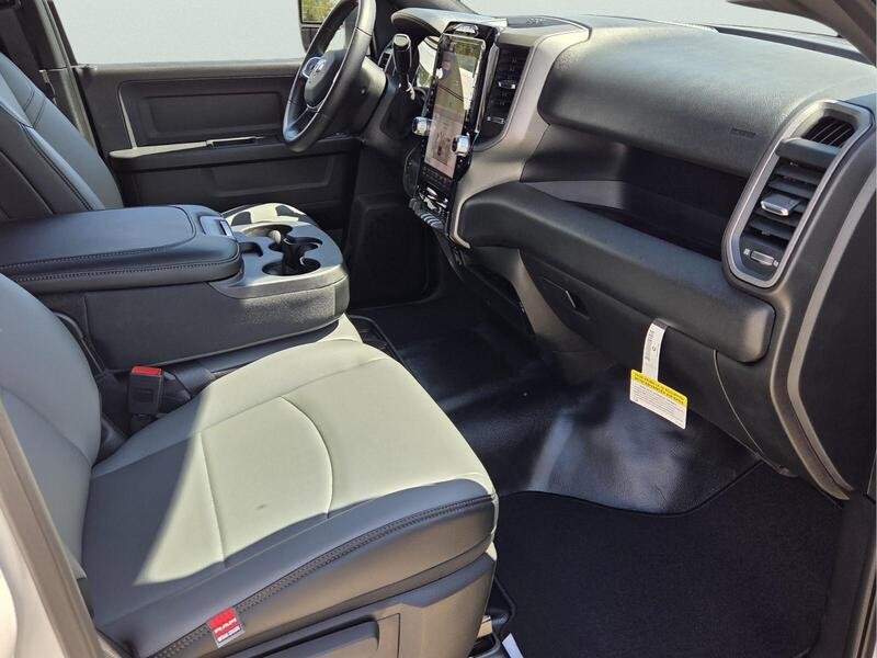 New 2026 RAM 2500 Tradesman AWD/4WD image 19