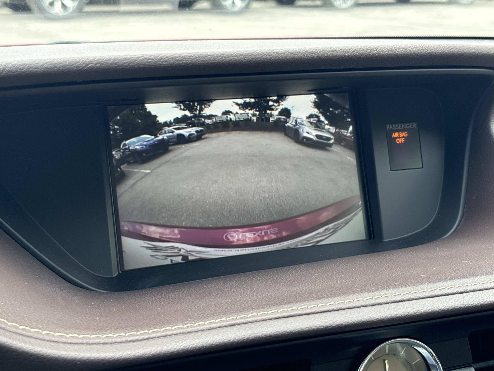 Used 2017 Lexus ES 350 w/ Luxury Package FWD image 23