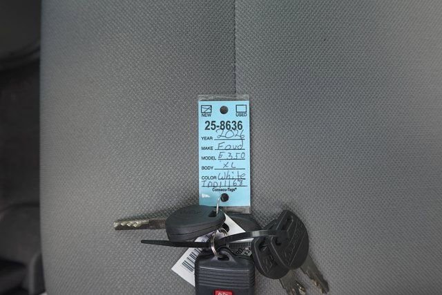 New 2026 Ford E-350 and Econoline 350 Super Duty w/ Power Equipment Group image 30