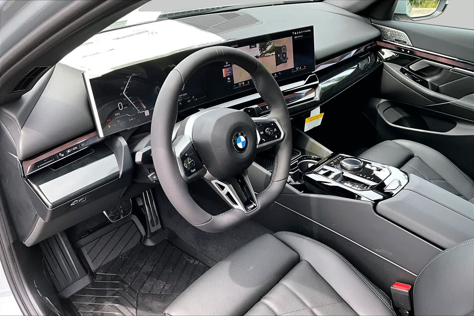 New 2026 BMW 530i xDrive w/ M Sport Package AWD/4WD image 9