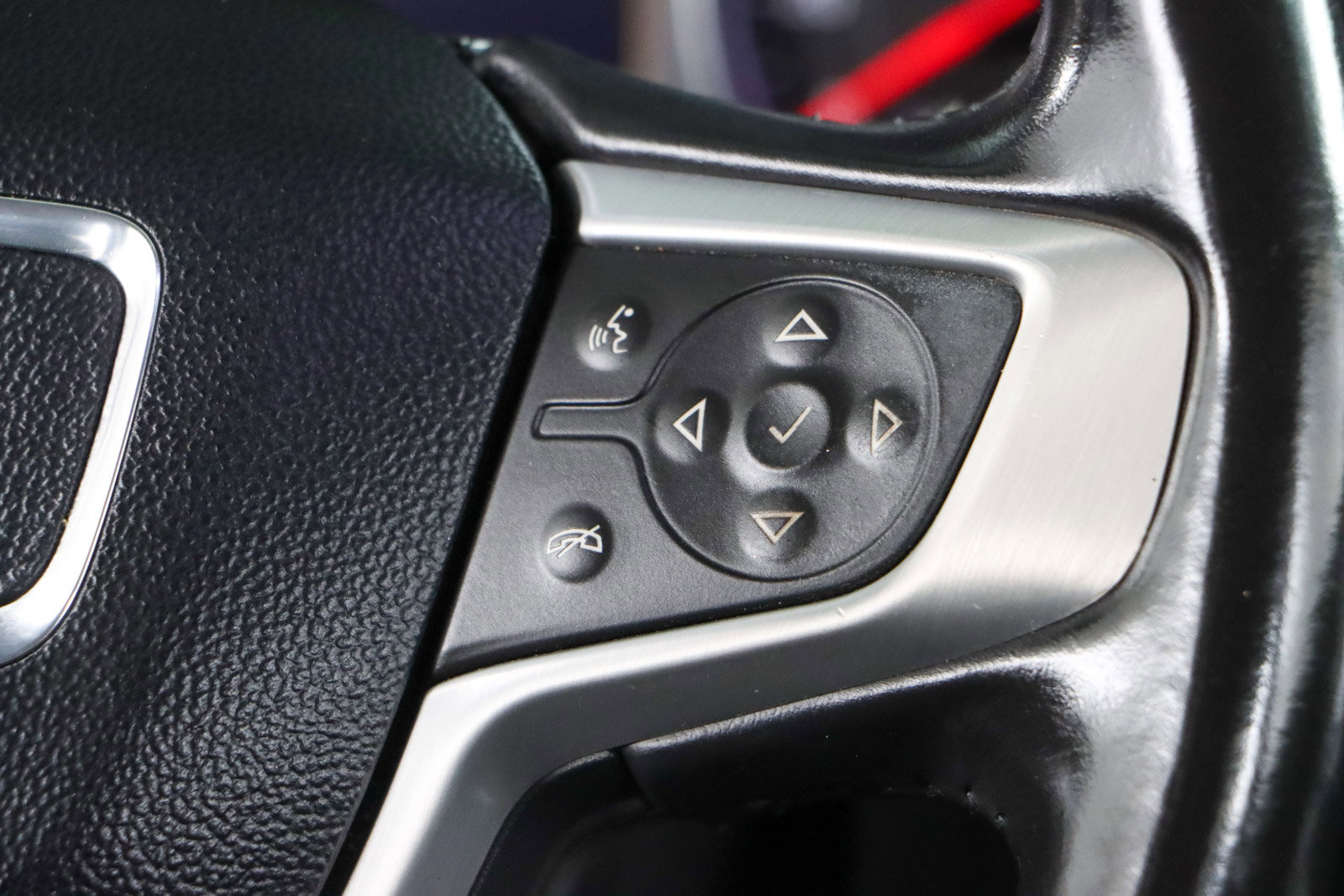 Used 2020 GMC Terrain SLT image 14