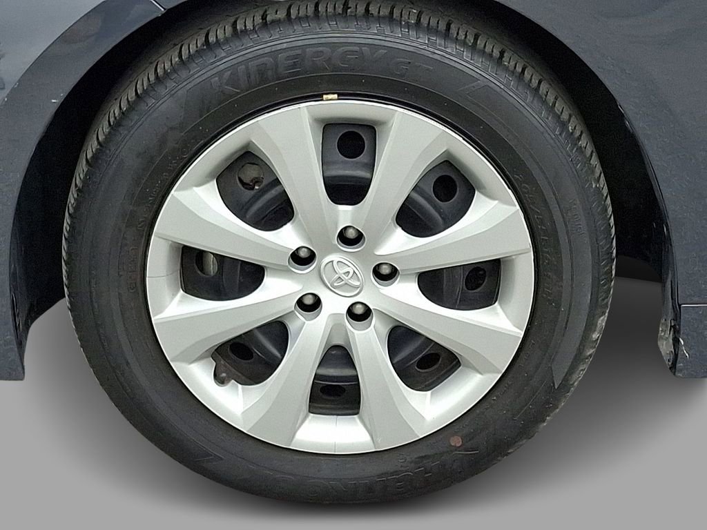 Used 2024 Toyota Corolla LE FWD image 8
