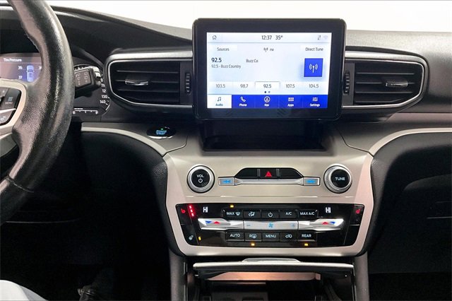 Used 2021 Ford Explorer XLT image 15