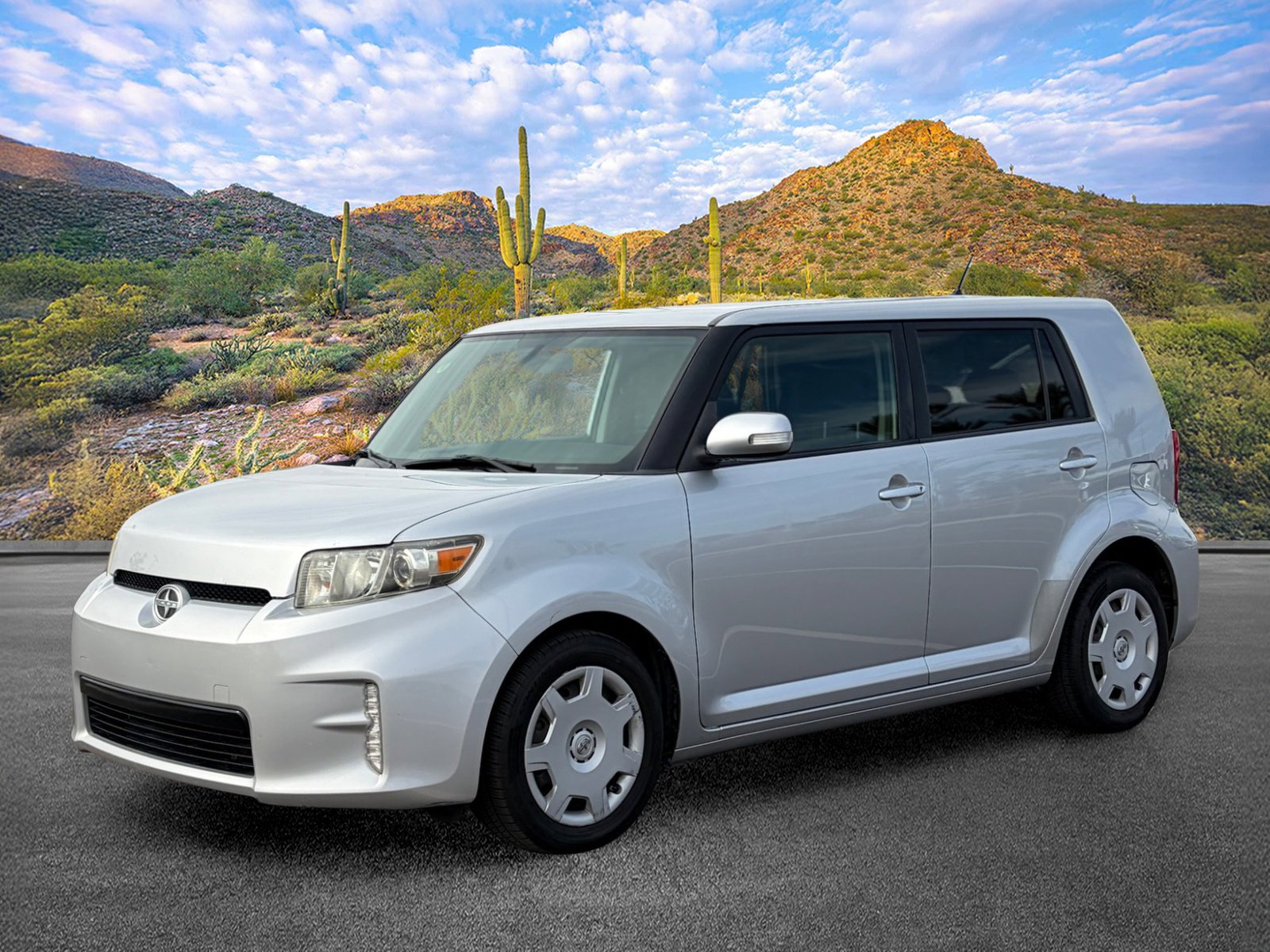 Used 2013 Scion xB FWD image 6