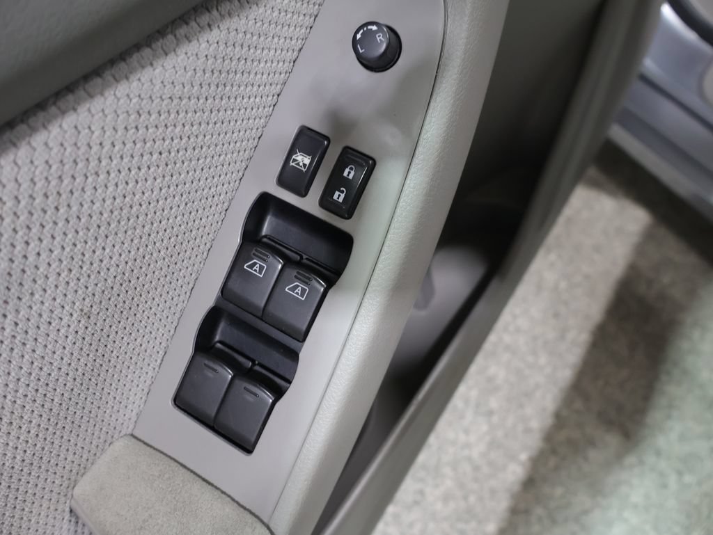 Used 2008 Nissan Altima 3.5 SE w/ Sport Pkg FWD image 24