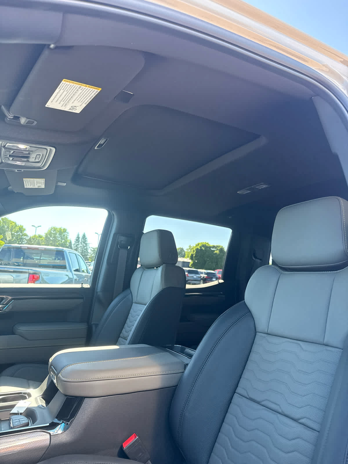 New 2026 Chevrolet Silverado 1500 ZR2 w/ LPO, Dark Essentials Package AWD/4WD image 8