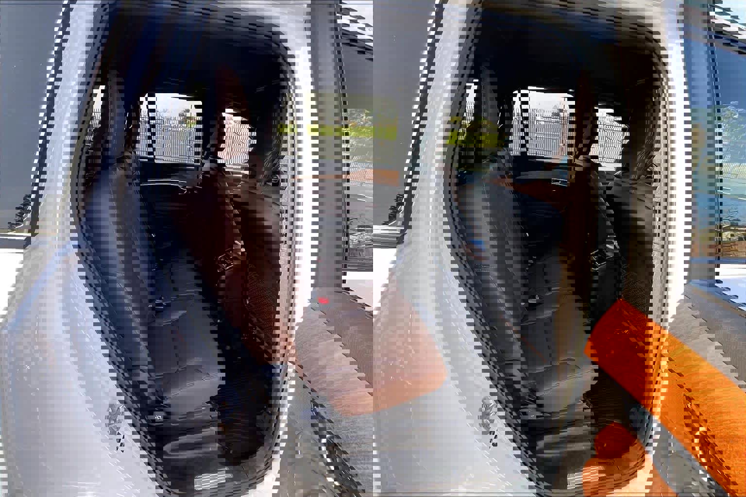 Used 2023 Volvo XC90 T8 Plus w/ Protection Package Premier image 30