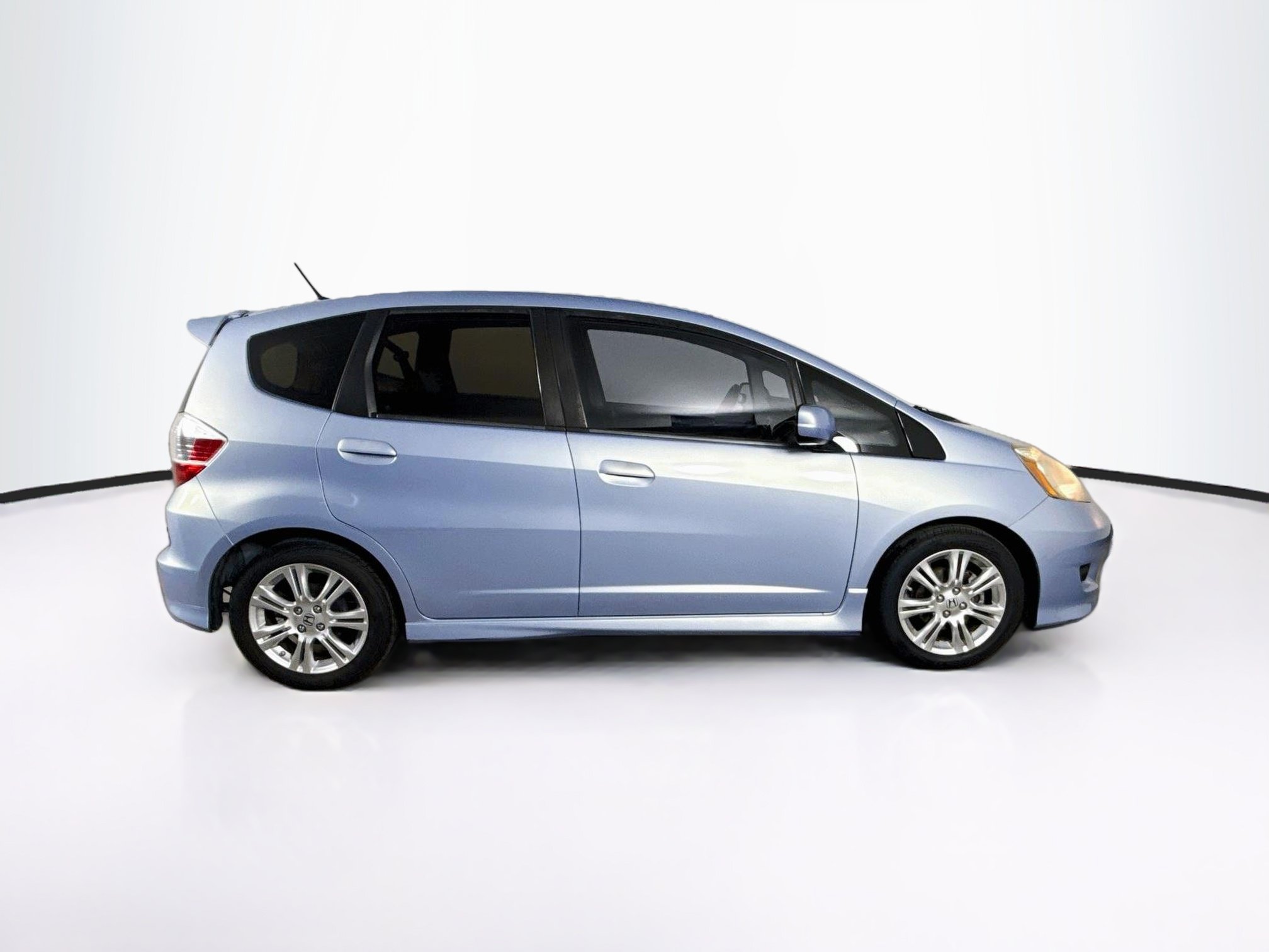 Used 2009 Honda Fit Sport image 2