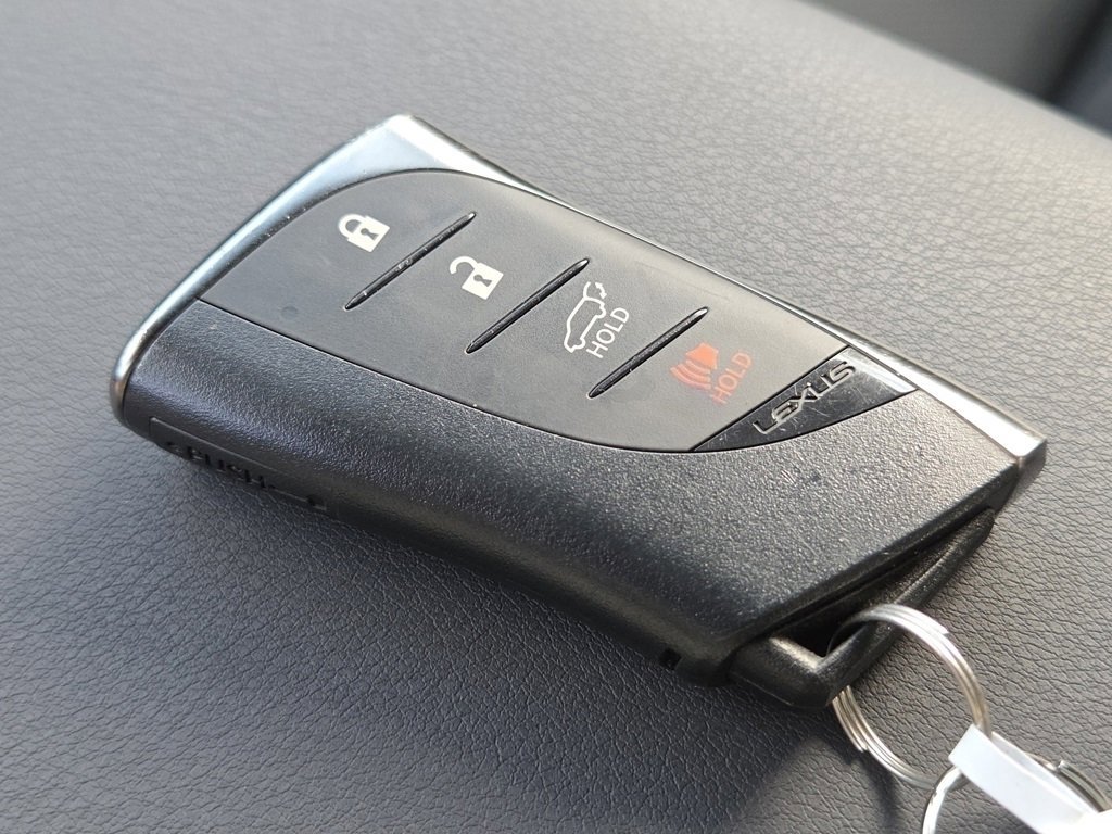 Certified 2022 Lexus UX 250h w/ Luxury Package image 38