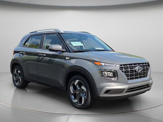 New 2026 Hyundai Venue SEL FWD image 3