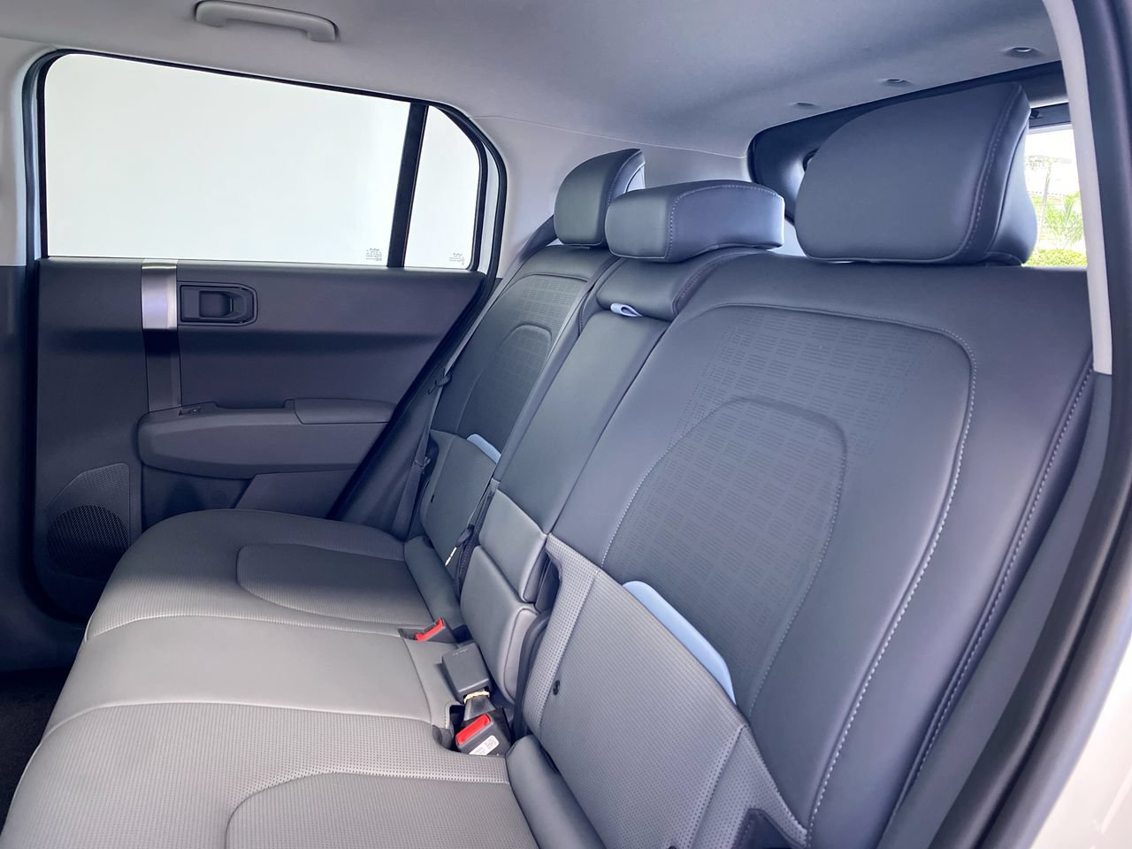 New 2027 Kia EV3 Wind FWD image 34