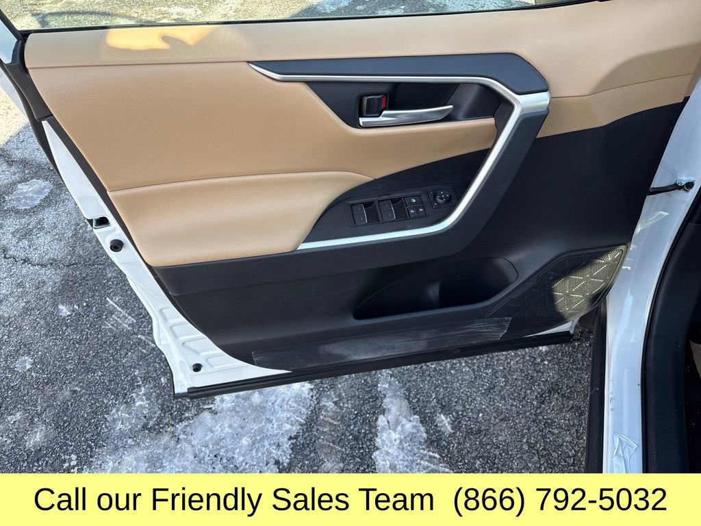 New 2025 Toyota RAV4 XLE w/ Convenience Package image 10