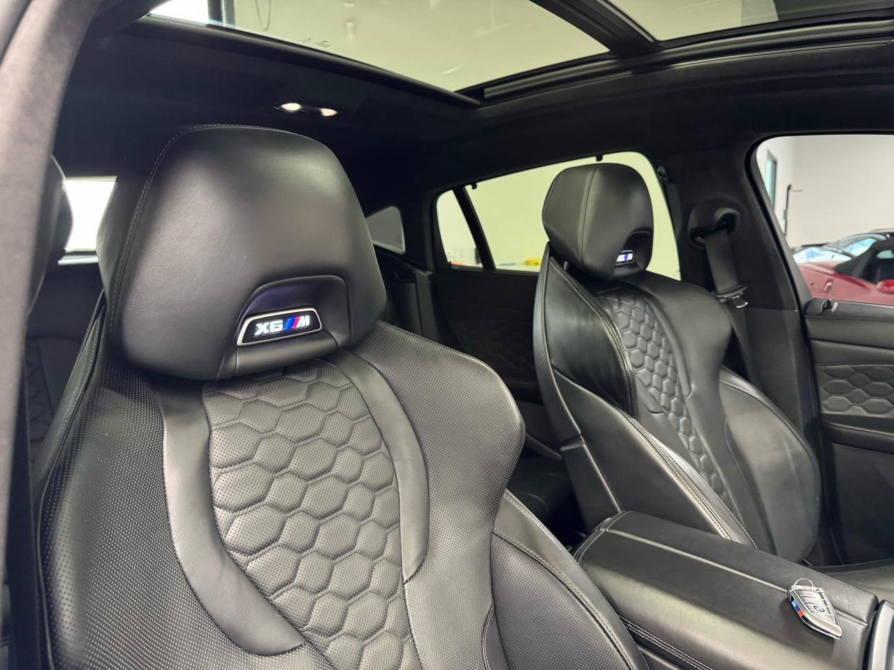Used 2021 BMW X6 M w/ Executive Package AWD/4WD image 65