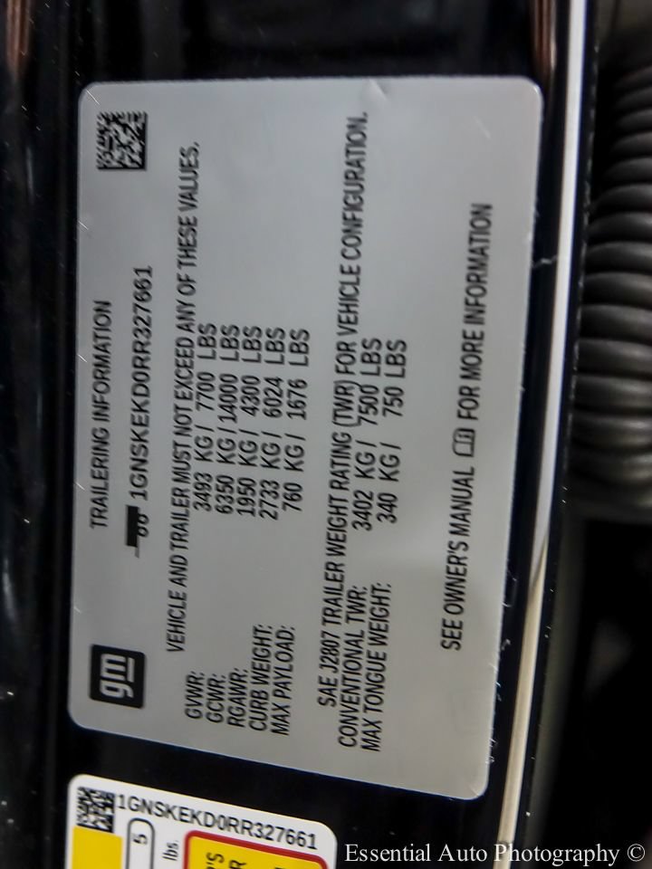 Used 2024 Chevrolet Suburban RST w/ Luxury Package AWD/4WD image 31