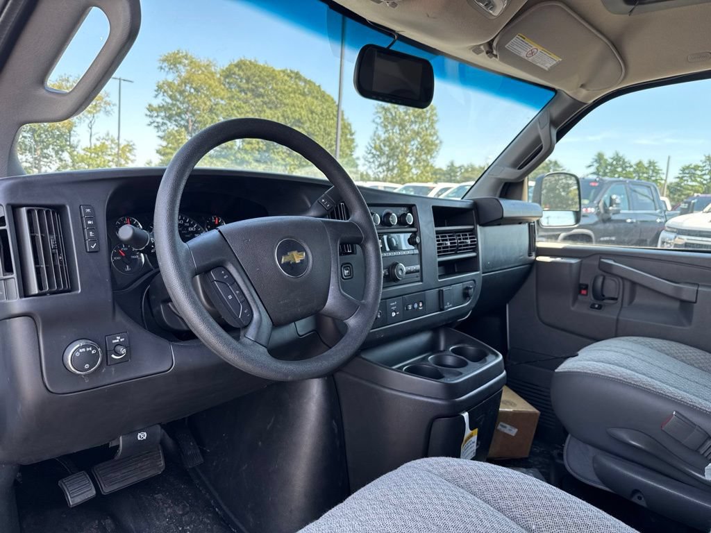 New 2025 Chevrolet Express 3500 w/ Power Convenience Package RWD image 21