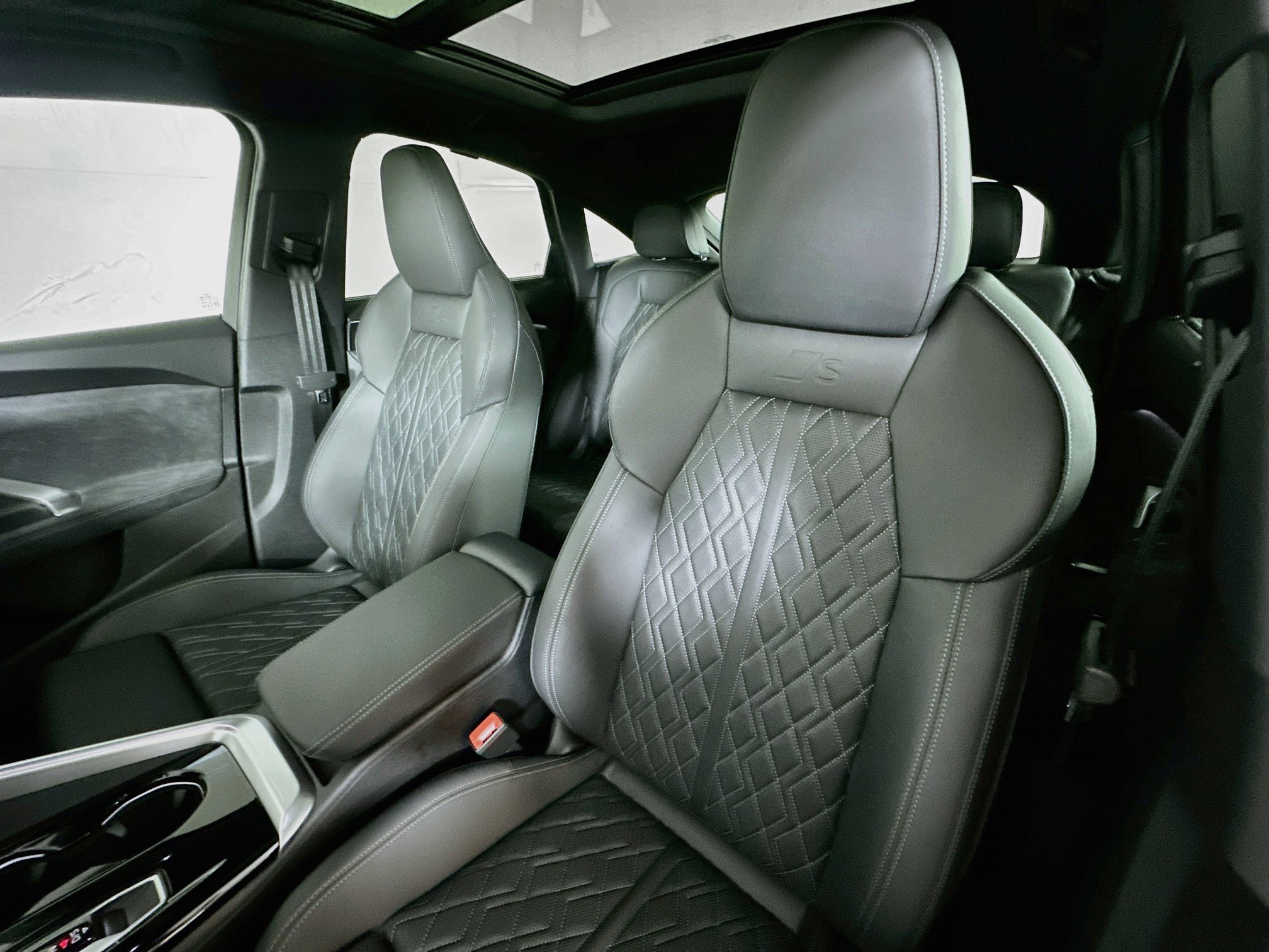 New 2026 Audi SQ5 Premium Plus AWD/4WD image 21