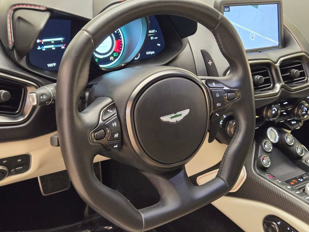Used 2023 Aston Martin V8 Vantage Coupe RWD image 30