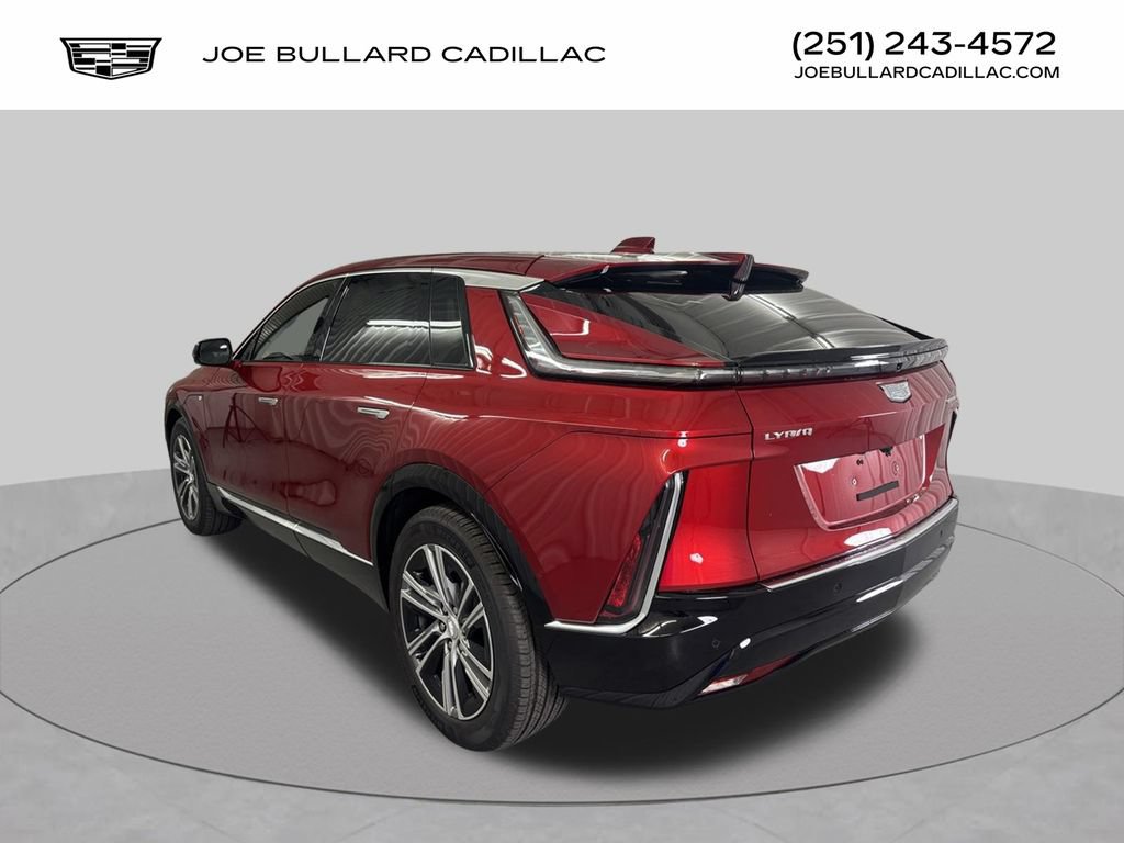 New 2026 Cadillac Lyriq Premium Luxury w/ LPO, Floor Liner Package AWD/4WD image 4