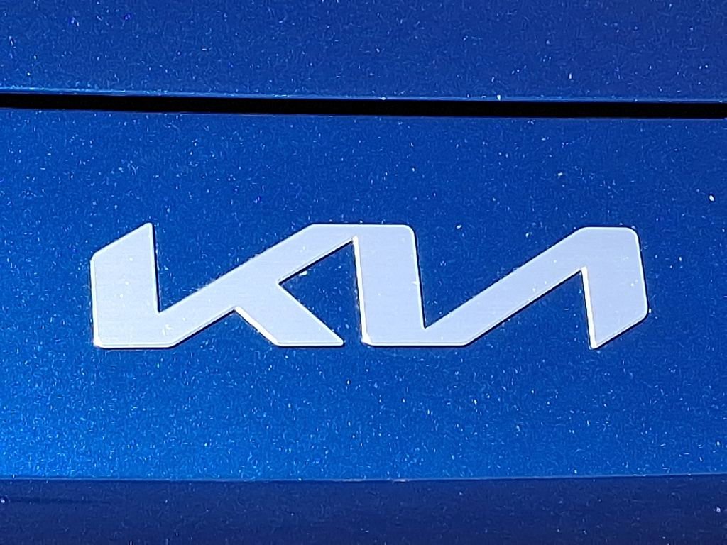 Certified 2023 Kia Forte LXS w/ LXS Technology Package FWD image 28