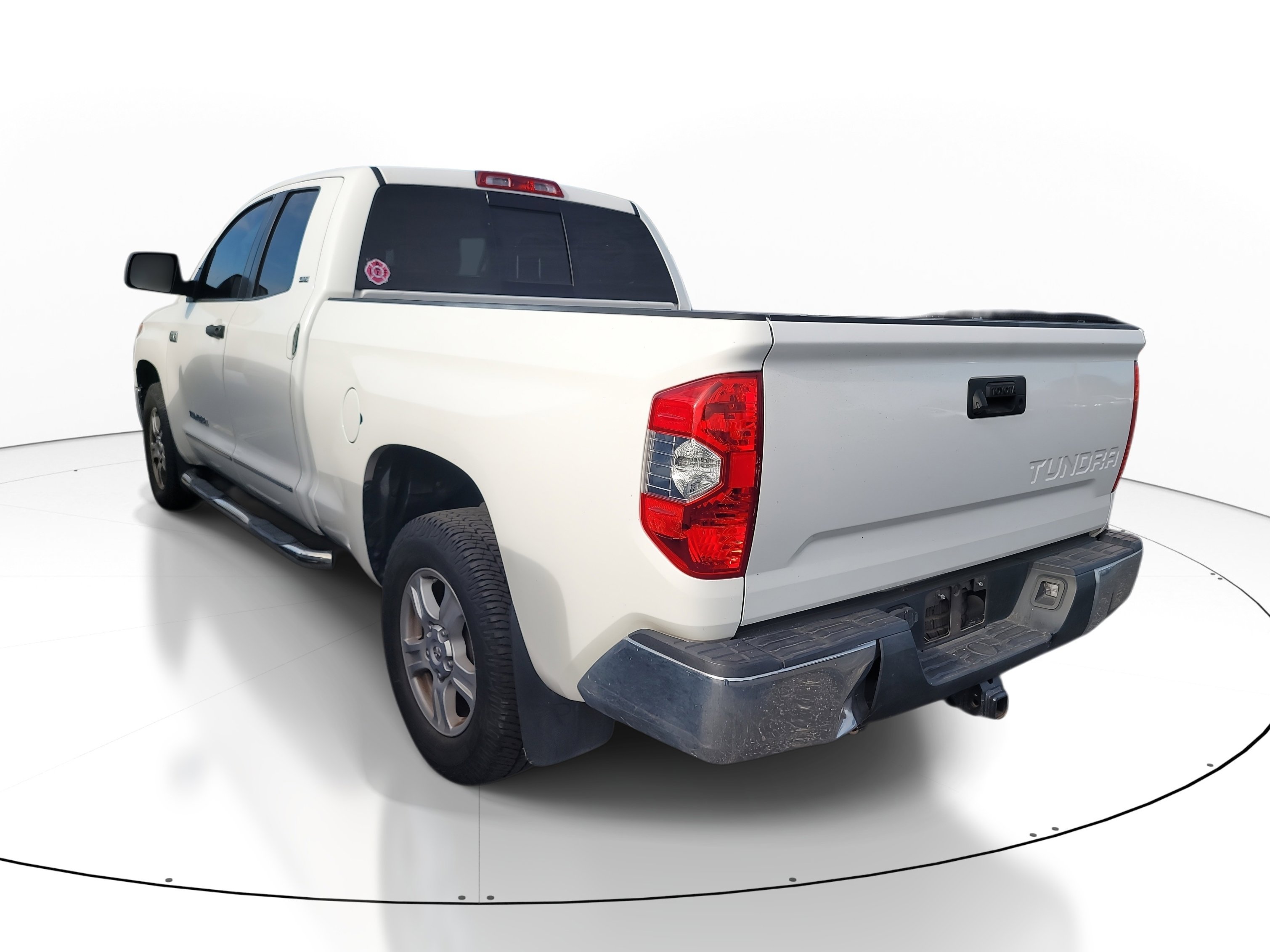Used 2020 Toyota Tundra SR5 image 3