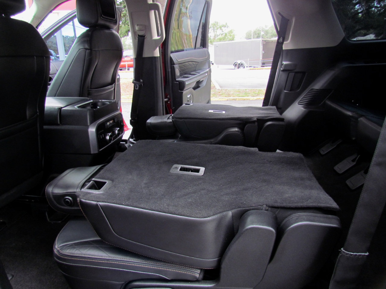 Used 2018 Ford Expedition Max Platinum image 25