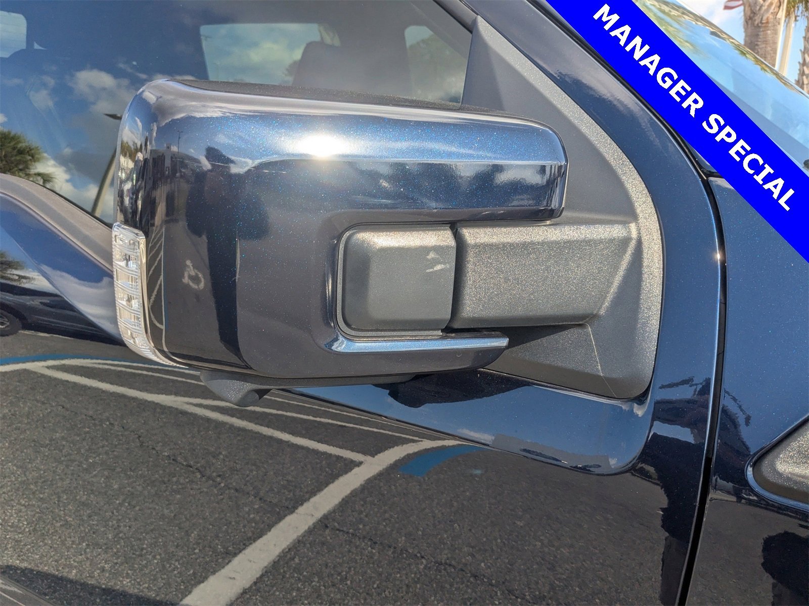 Used 2025 Ford F150 Raptor image 12