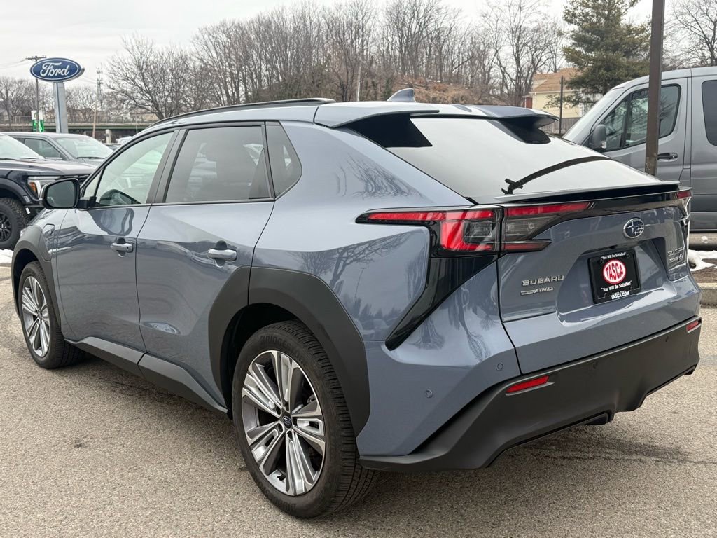 Used 2023 Subaru Solterra Limited image 5