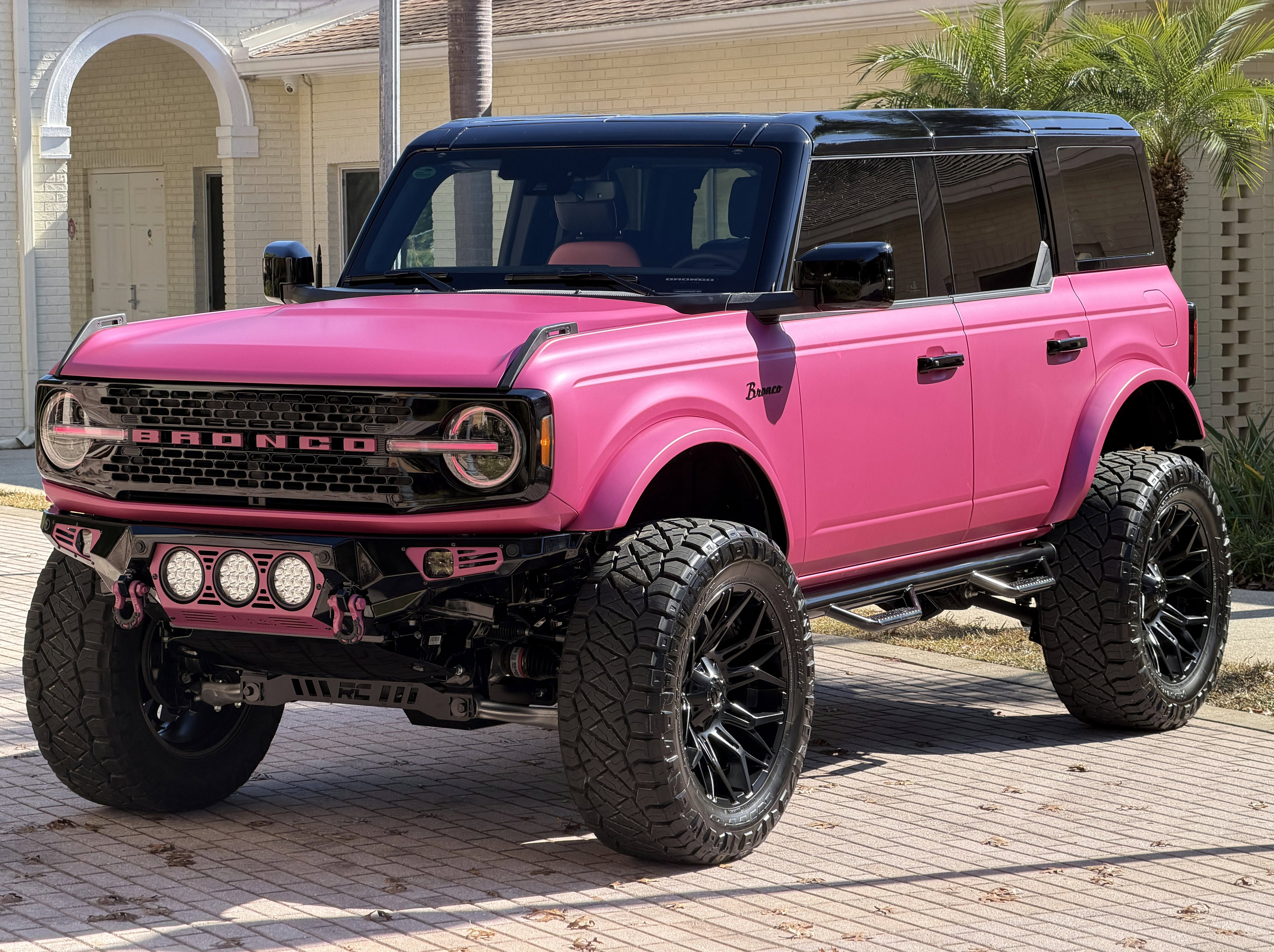 Used 2025 Ford Bronco Outer Banks AWD/4WD image 41