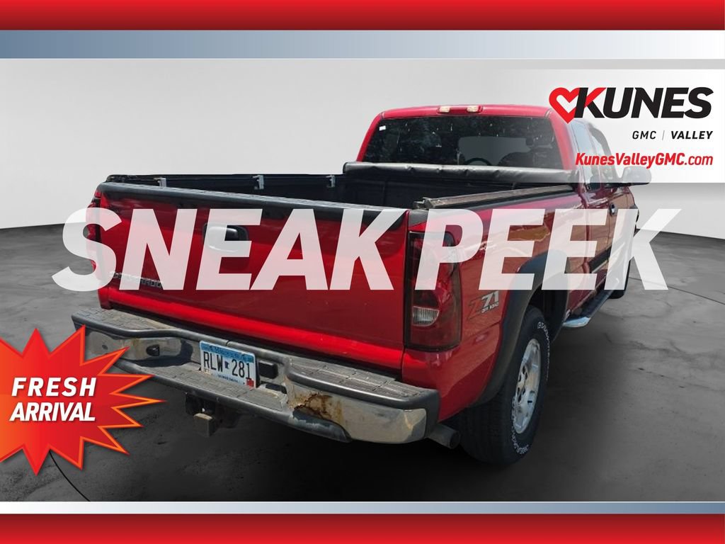 Used 2007 Chevrolet Silverado 1500 LT w/ Extended Cab Value Package AWD/4WD image 6