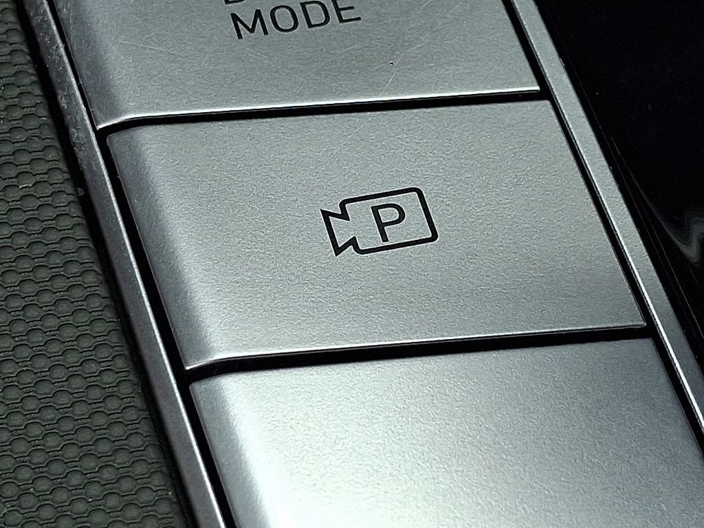 Used 2023 Hyundai Elantra SEL FWD image 24