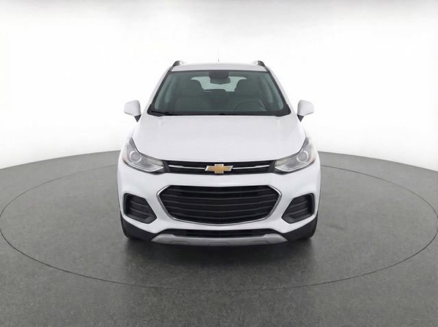 Certified 2022 Chevrolet Trax LT w/ LT Convenience Package image 5