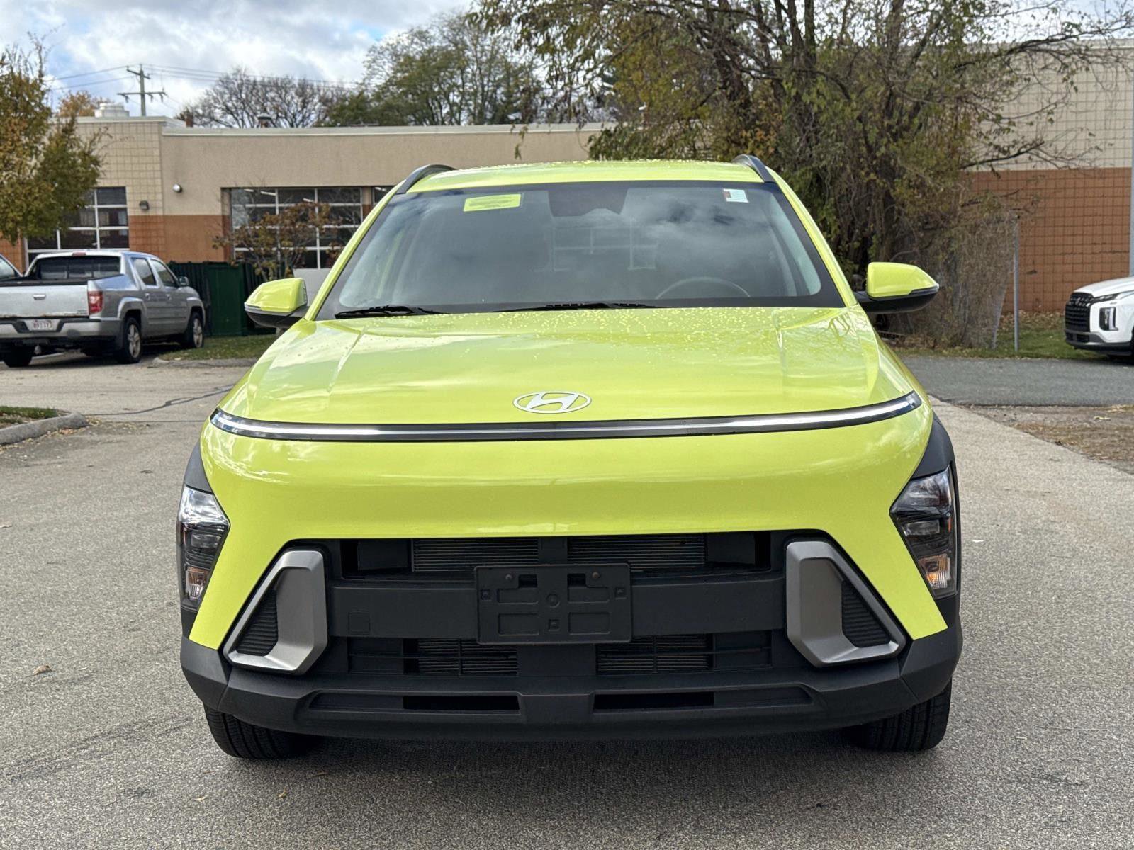 Used 2024 Hyundai Kona SEL image 2