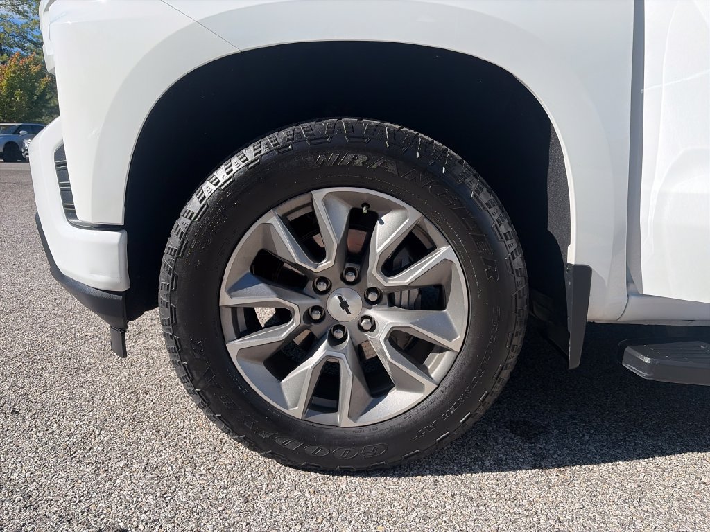 Used 2021 Chevrolet Silverado 1500 RST AWD/4WD image 25