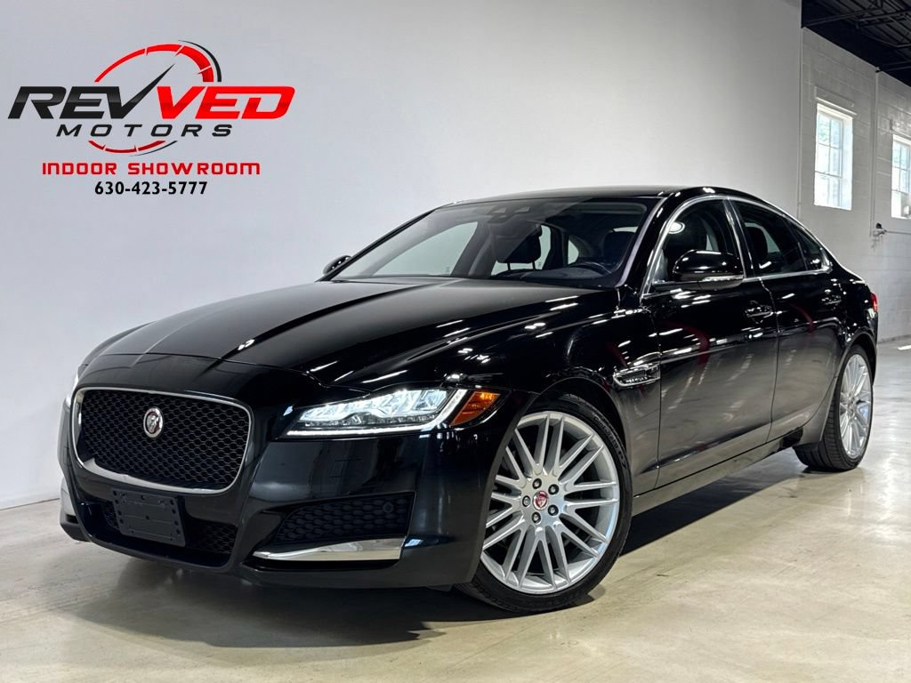 Used 2017 Jaguar XF Prestige AWD/4WD image 1