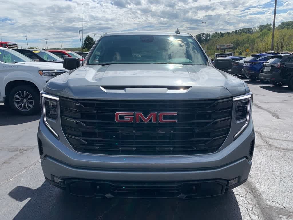Used 2026 GMC Sierra 1500 Elevation AWD/4WD image 9