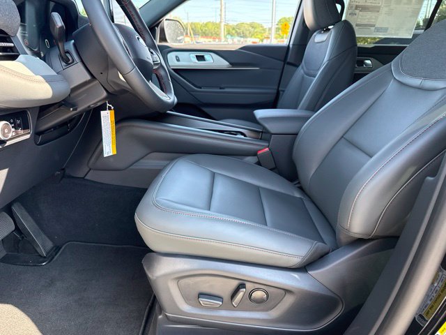 New 2027 Ford Explorer Active w/ Active Comfort Package RWD image 28