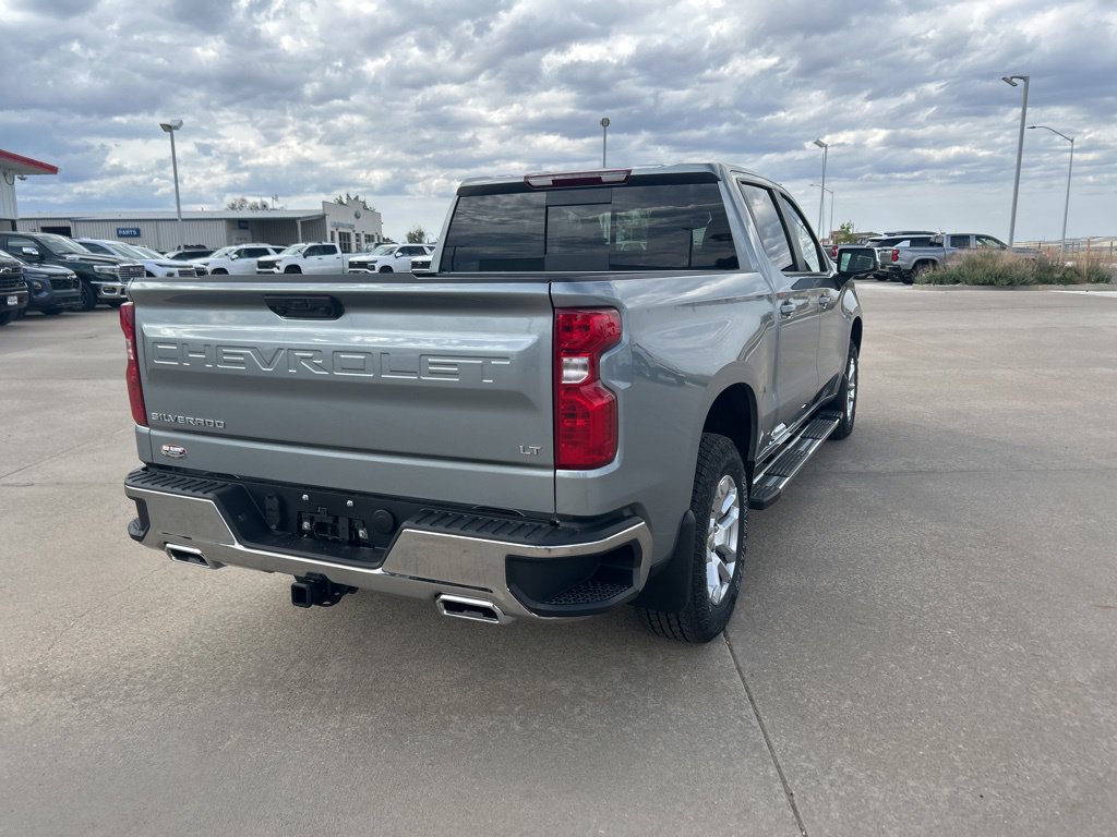 New 2026 Chevrolet Silverado 1500 LT w/ Z71 Off-Road Package AWD/4WD image 6
