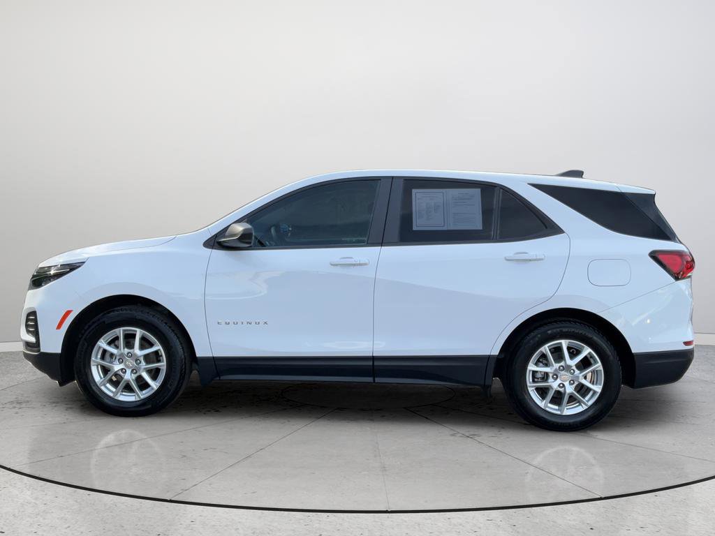 Used 2024 Chevrolet Equinox LS w/ LS Convenience Package FWD image 10