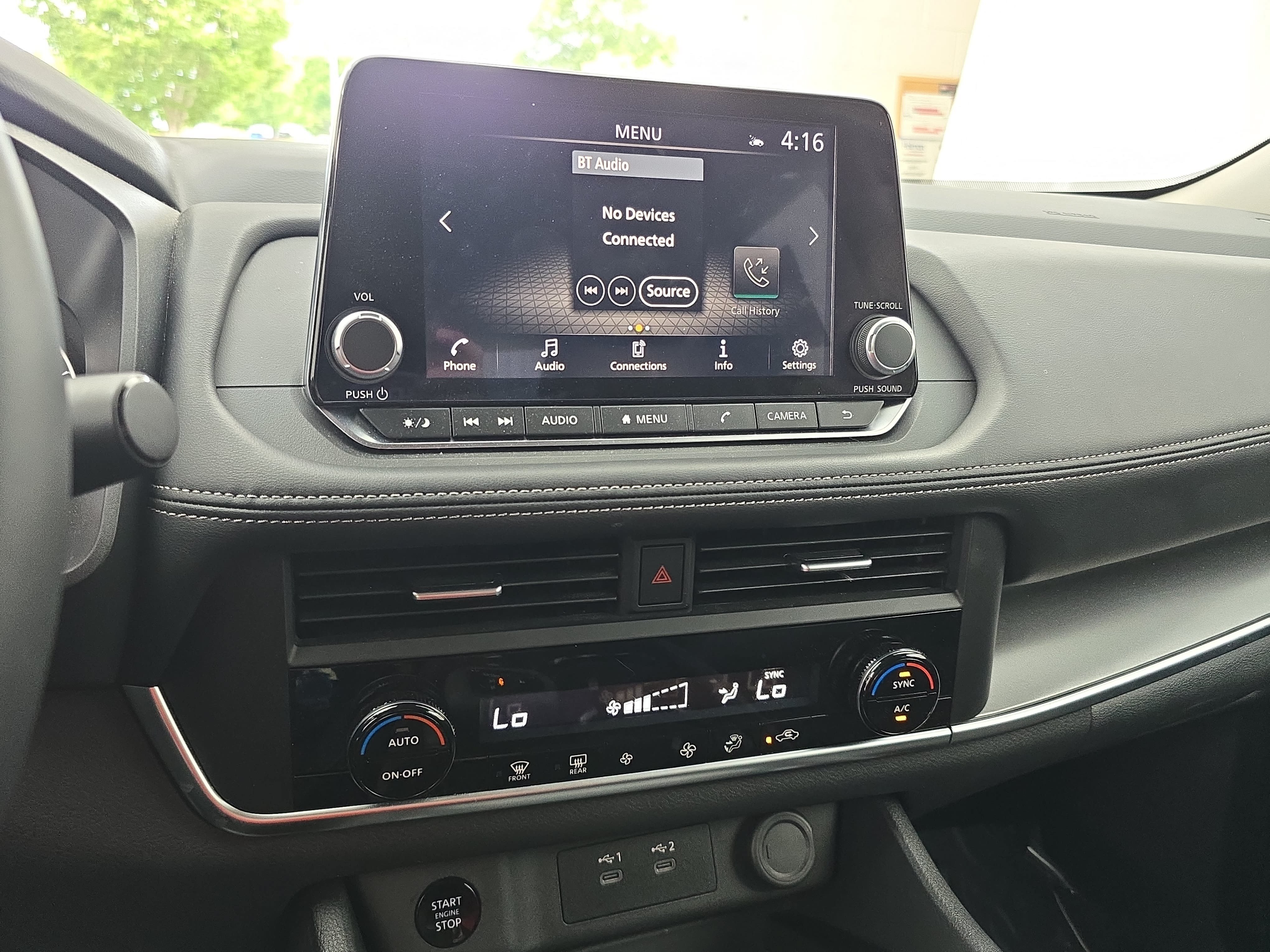 Certified 2025 Nissan Rogue SV FWD image 20