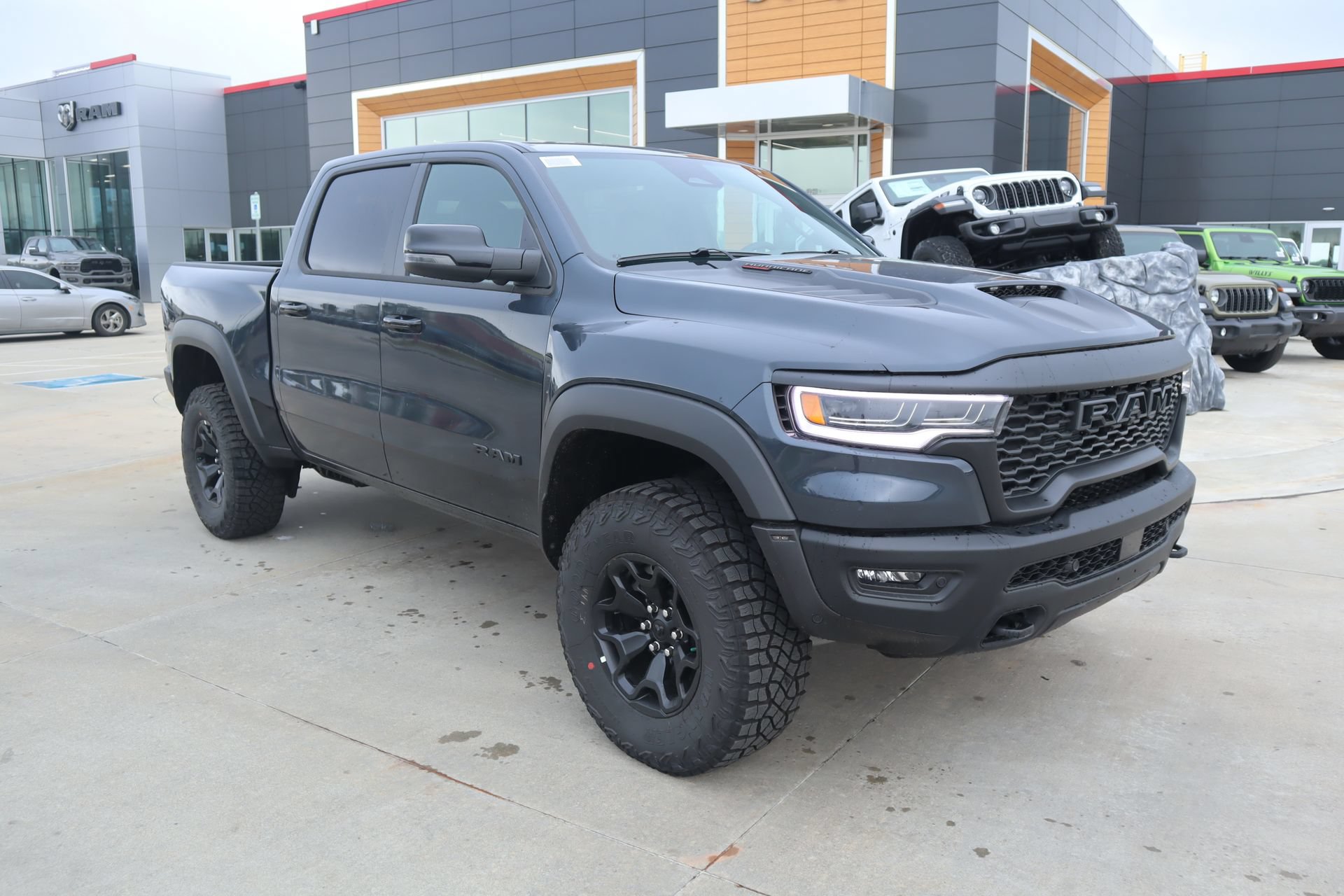 New 2026 RAM 1500 RHO AWD/4WD 360° Tour