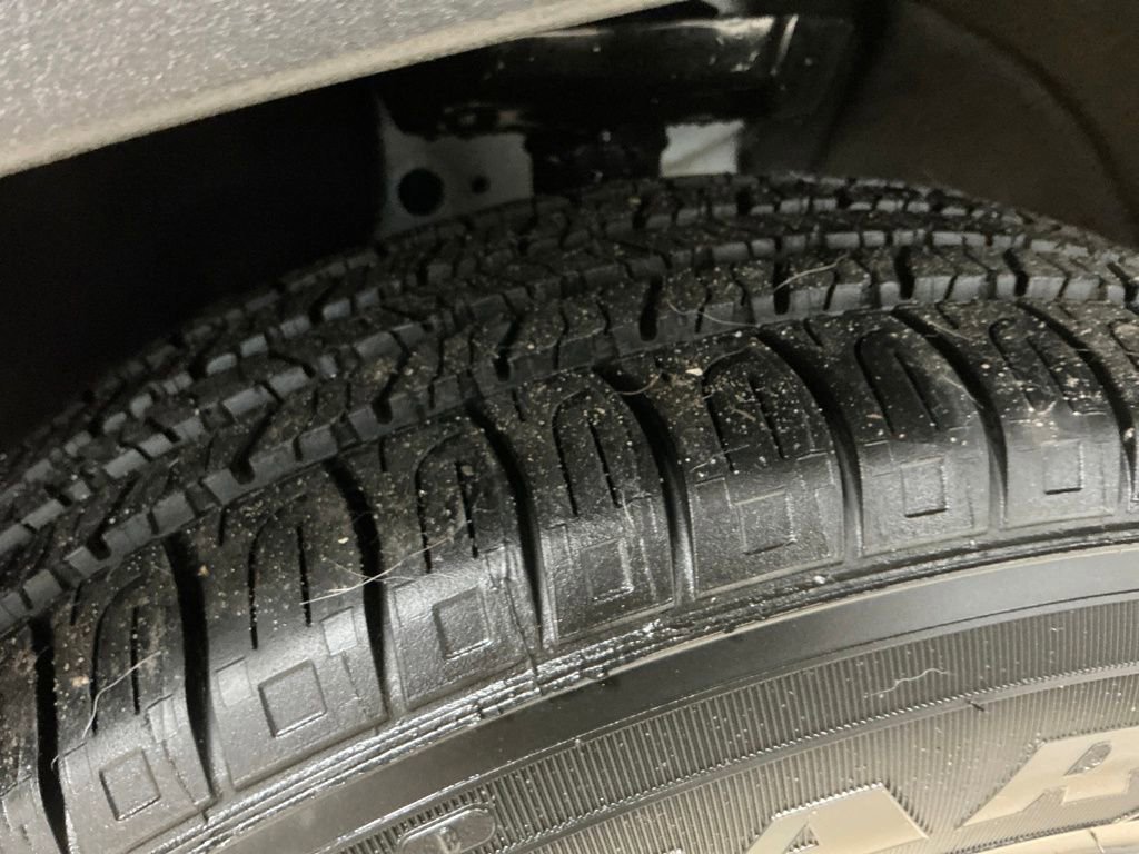 Used 2018 GMC Terrain SLE w/ Driver Convenience Package image 12